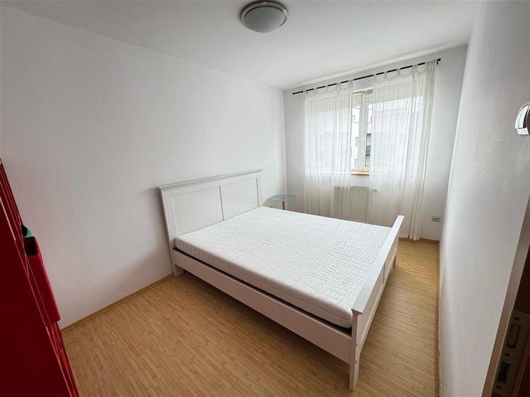 Apartament modern 3 camere balcon parcare subterana Rahova