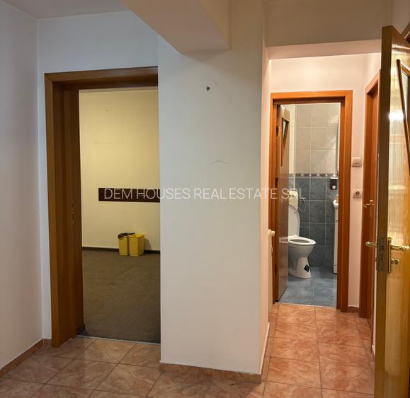 Locatie exceptionala,DECEBAL ,stradal,monolit,bloc reabilitat termic,liber - 5