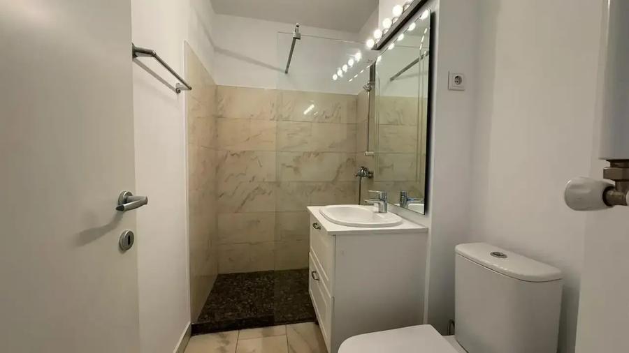 Duplex 4 camere Tribunalul București Nemobilat Renovat
