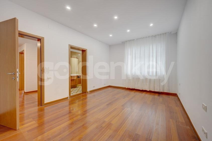 Locatie unica | Apartament cu 5 camere, 3 bai | vedere libera