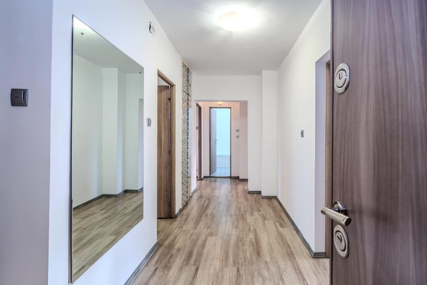 Proprietar – 3 camere decomandat, 83 mp | Șos. Virtuții (Orșova) | Bloc 1988