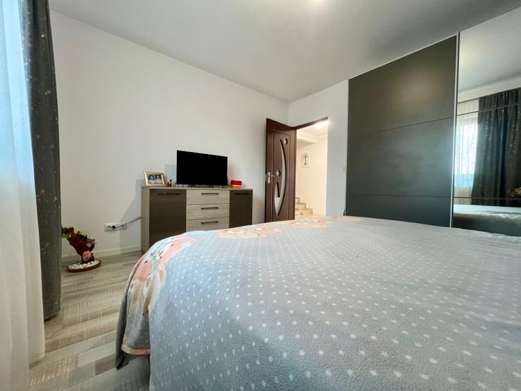 Vila individuala cu 6 camere de vanzare in Horpaz - Miroslava