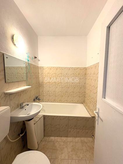 Garsoniera 25mp zona Meteo finisata 29.900eur neg - 2