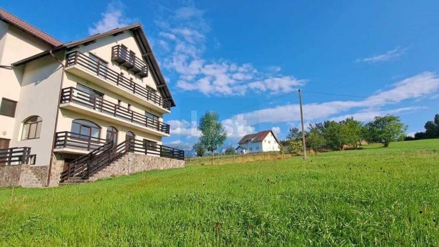 Villa for sale, 12 Rooms, 522 sqm, 1300 sqm, Șimon