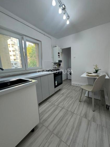 Inchiriez apartament 2 camere,ultracentral,vis a vis  de Filarmonica Oltenia - 3