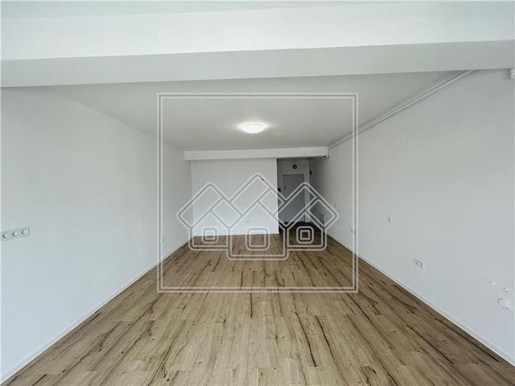 Studio modern, vila cu 2 etaje, finisat la cheie, balcon