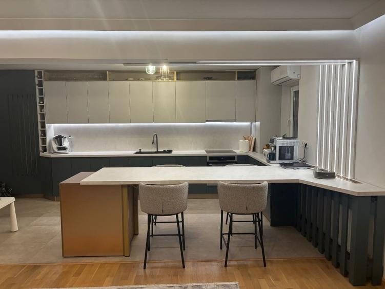 DIRECT DE LA PROPRIETAR- Apartam 4 cam|101 mp+terasă 100 mp Bună ziua, Bonjour