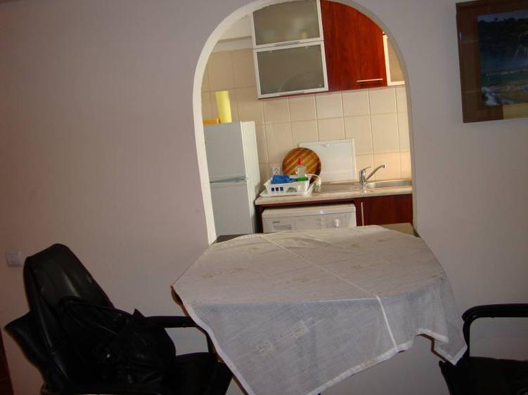 Apartament 2 camere cu centrala proprie