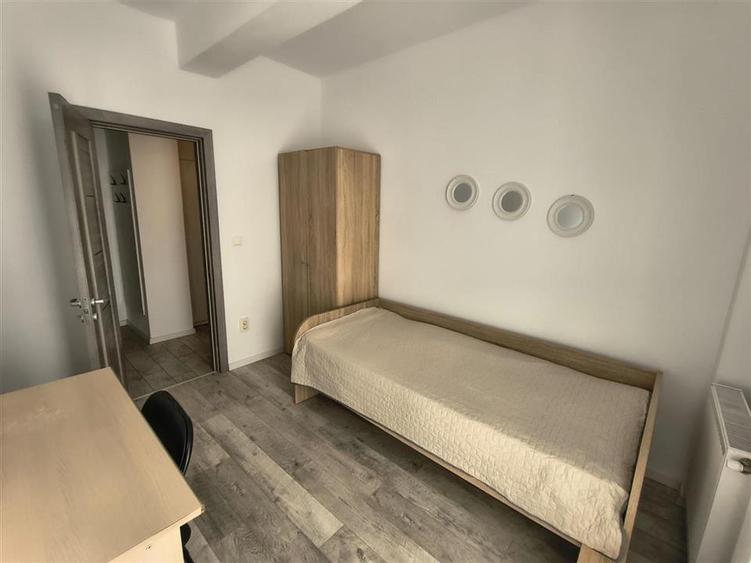 Apartament 2 camere decomandat parcare zona Turnisor