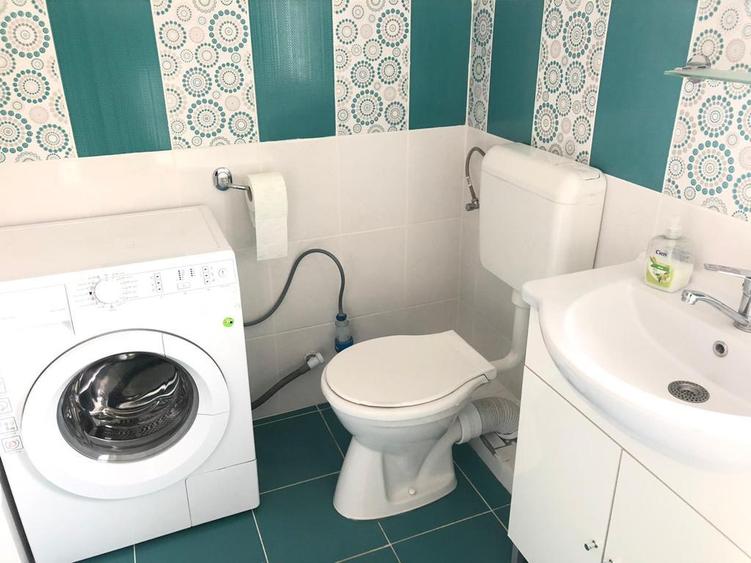 Apartament cu 3 camere la Vila Et 1 Zona Girocului-Drobeta
