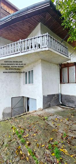 Casa tip duplex cu garaj, beci si crama, zona carrefour- Piatra Neamt