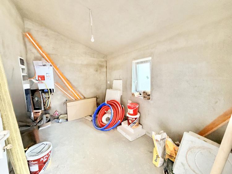 Casa individuala - curte 540 mp - Mosnita - ideala pentru familie