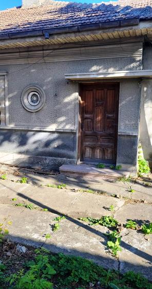 Casa de vânzare în zonă selectă - Titulescu - Crâng, 460mp, front stradal 15m
