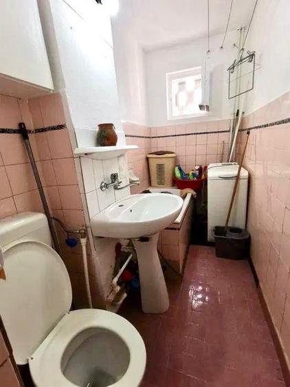 Apartament 3 camere semidecomandat KM 4-5