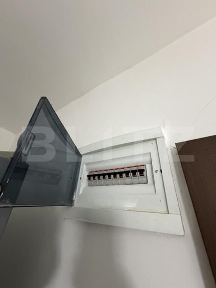 Apartament 3 camere, 61 mp, zona Rotonda/ Stomatologie