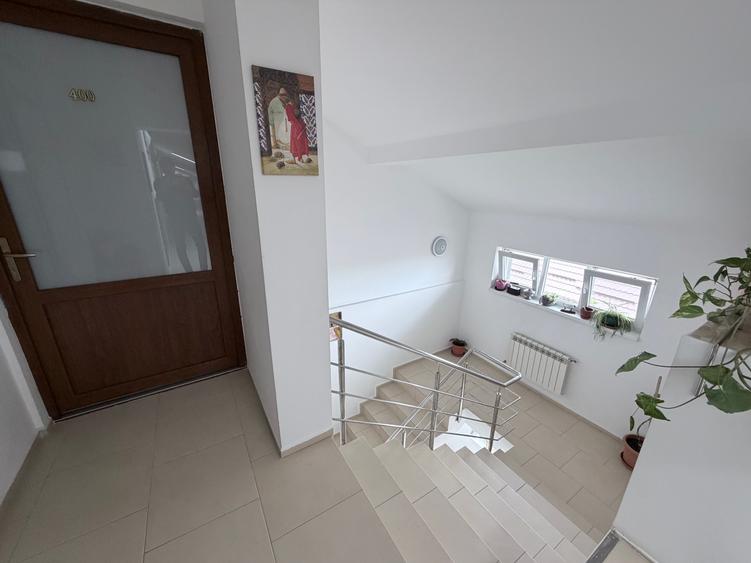 Vânzare unitate hotelieră la cheie - 770 mp. 18 camere. Lift. Parcari