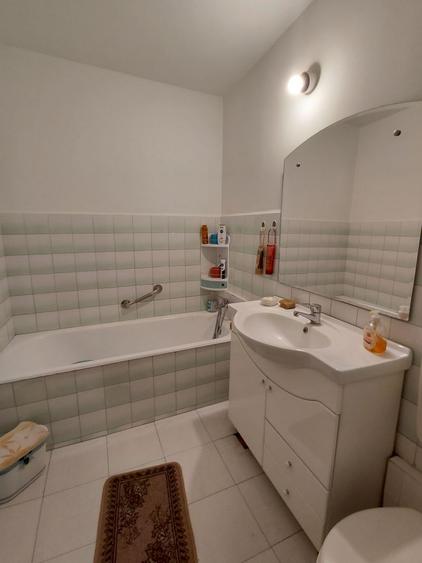 Piata Muncii(Calea Calarasi ), 2 camere, imobil 1996, etaj 4,liber
