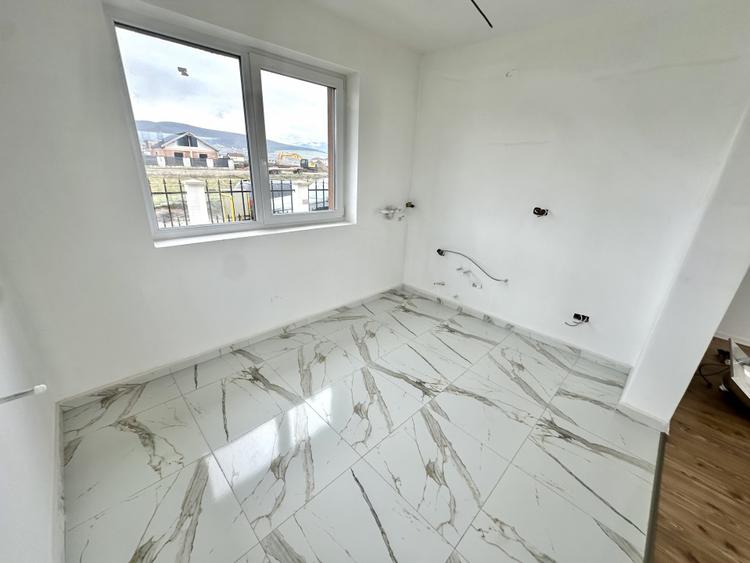 CASA NOUA I 4 CAMERE I 2 BAI I BUCATARIE I 500 MP TEREN I FINISATA I