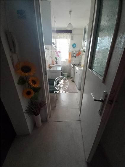 Apartament 2 camere 39 mp - Podul de Piatra