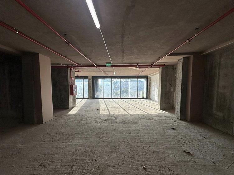 Spațiu Comercial | Aviatiei | 308 mp la Mezanin