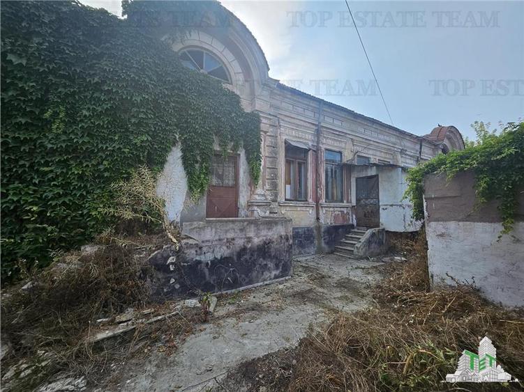 Casa cu farmec istoric, perfecta pentru un proiect de restaurare, zona ICIL, Con
