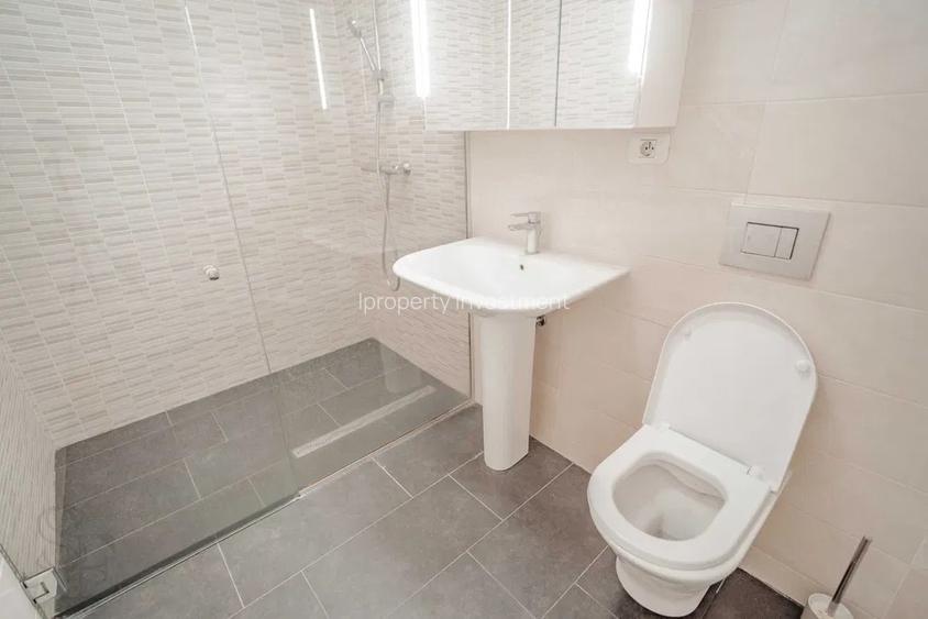 Laguna Residence 4 camere cu terasa si parcare