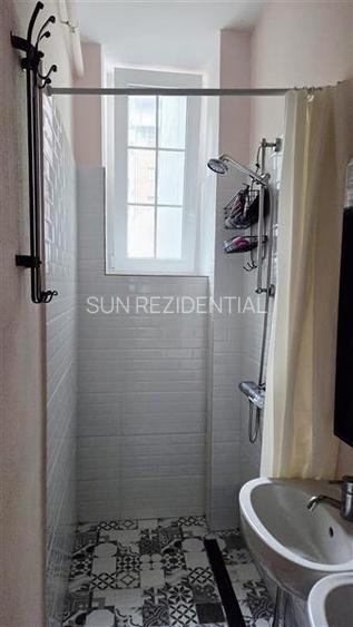 Victoriei-Popa Tatu, Apartament cochet, in vila, 6 camere, la cheie - 7