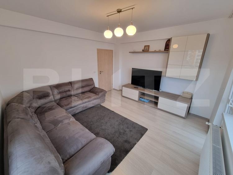 Apartament 3 camere zona Coresi | Loc de parcare | Complet mobilat, utilat