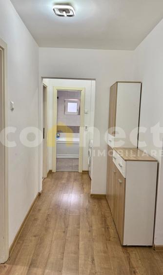 Apartament cu 4 camere de închiriat | Aurel Vlaicu – aproape de FSEGA și Iulius