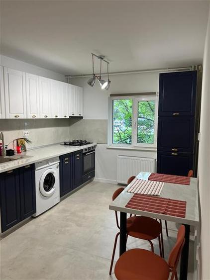 Inchiriere apartament  2 camere zona  Vest