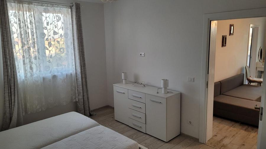 Apartament 3 Camere - 430 euro - Giroc Zona Carpati