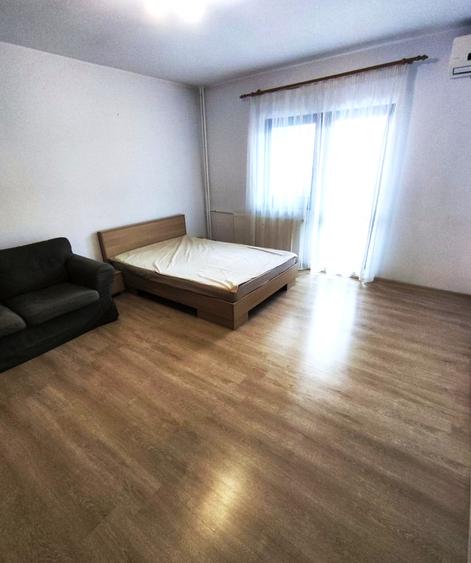 Garsoniera decomandata 3 min Muncii Metrou DB2492