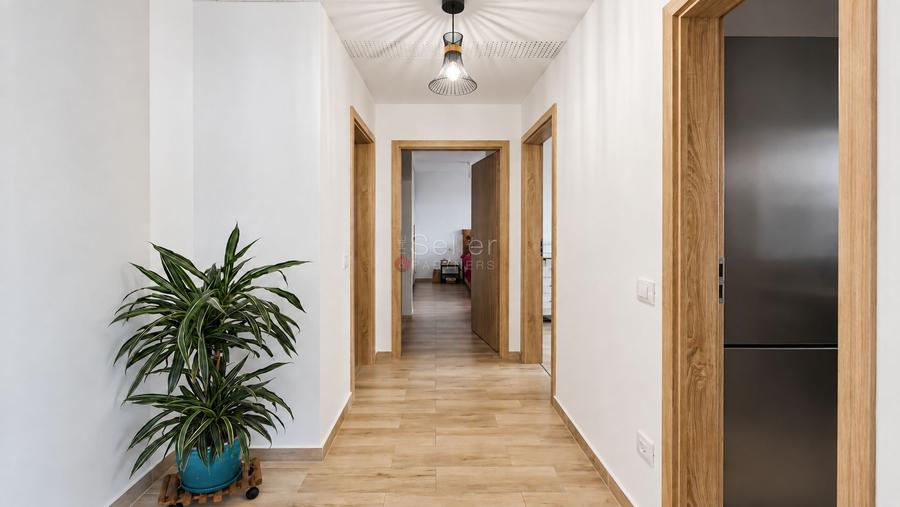 Apartament Modern de Inchiriat | Structura Decomandata