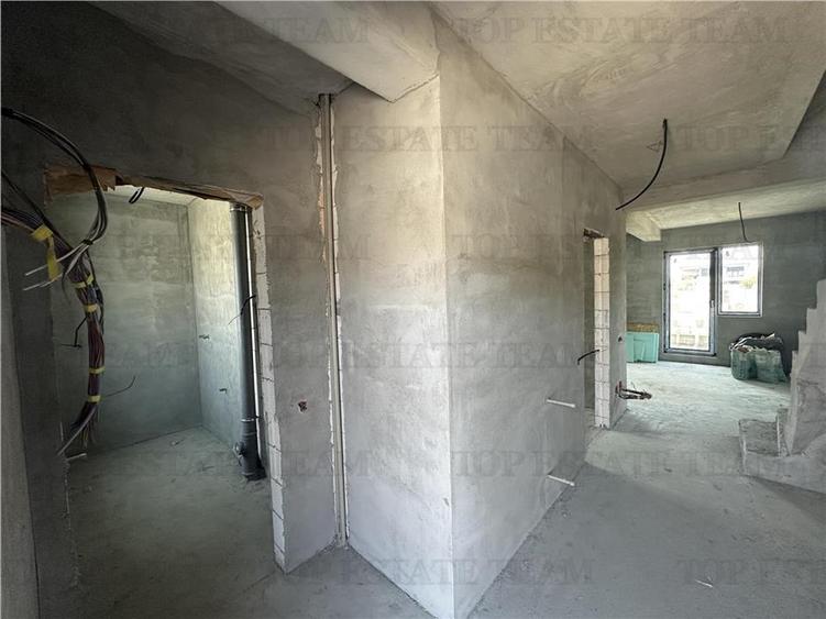Vila individuala 5 camere, cu garaj, toate utilitatile, 153 mpu, zona Bragadiru