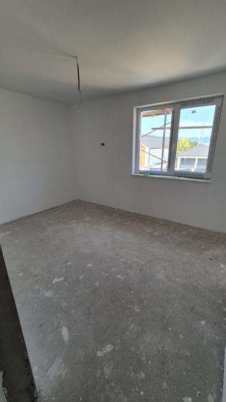 Casa moderna 2026, 3 camere, 3 bai, 120 mp utili, 300 mp teren