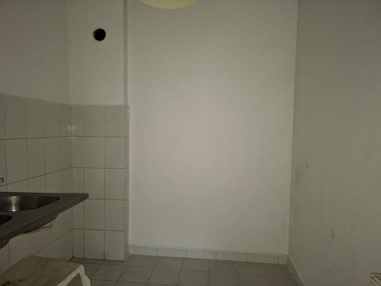 URGENT!, vila singur curte, TEREN IN PROPRIETATE, libera, NEGOCIABIL
