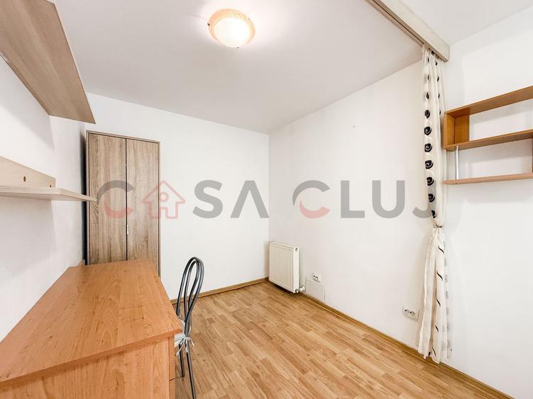 Apartament la casa cu curte si 2 locuri de parcare,Marasesti