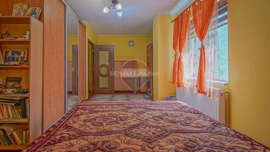PURCARENI – 2 CASE , MULTIPLE POSIBILITATI | 533 mp | 0% comision