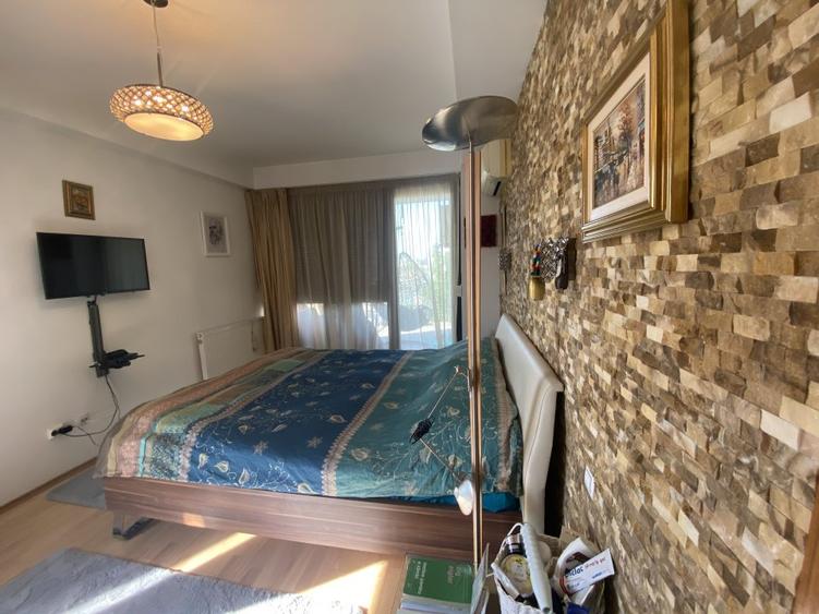 Apartament 4 camere bloc boutique si terasa de 25m