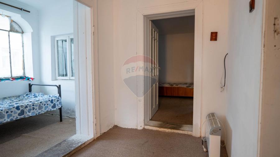 Vanzare casa si teren intravilan, langa A1 - Ungureni/ jd. Dambovita