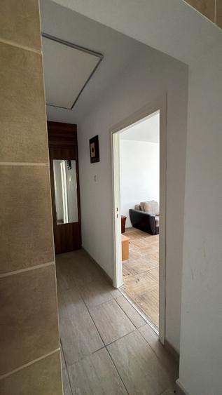 Apartament 2 camere, 47 mp, Centru Craiova — baie modernizată, potrivit și pentr