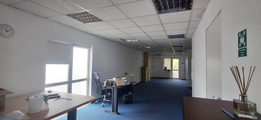 Giulesti, Podul Grant, imobil birouri 2006, etaj 2/3, singur pe nivel, balcoane