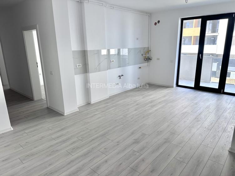 Apartament 3 camere  | 1 Baie | 1 Balcon | 61 mp. | Bloc NOU | Lift  | Central I - 5