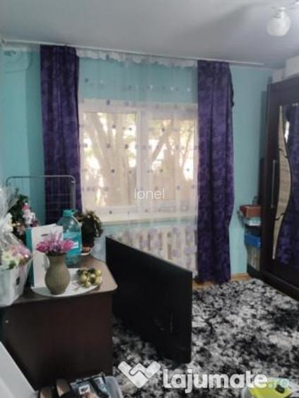 Apartament 3 camere, decomandat, Sud, Radauti