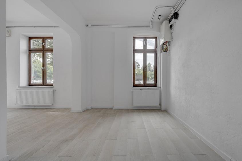 Spațiu comercial stradal | Parcul Carol | 40 mp parter + 40 mp subsol