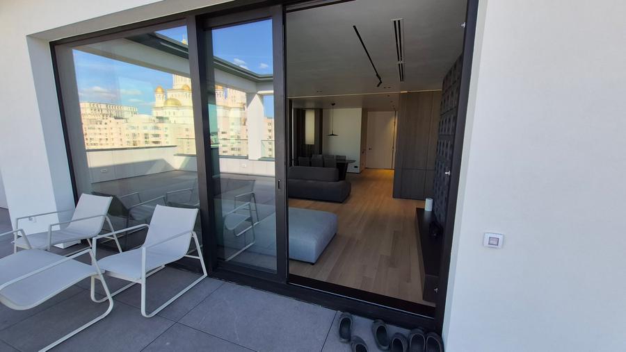 PENTHOUSE CU SCARA INTERIOARA 5 CAMERE MOBILAT ULTILAT LUX - BLOC NOU FINALIZAT
