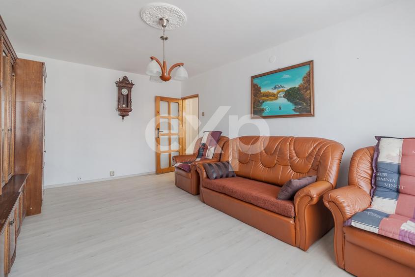 Apartament 3 camere decomandat, etaj 1, Xenopol