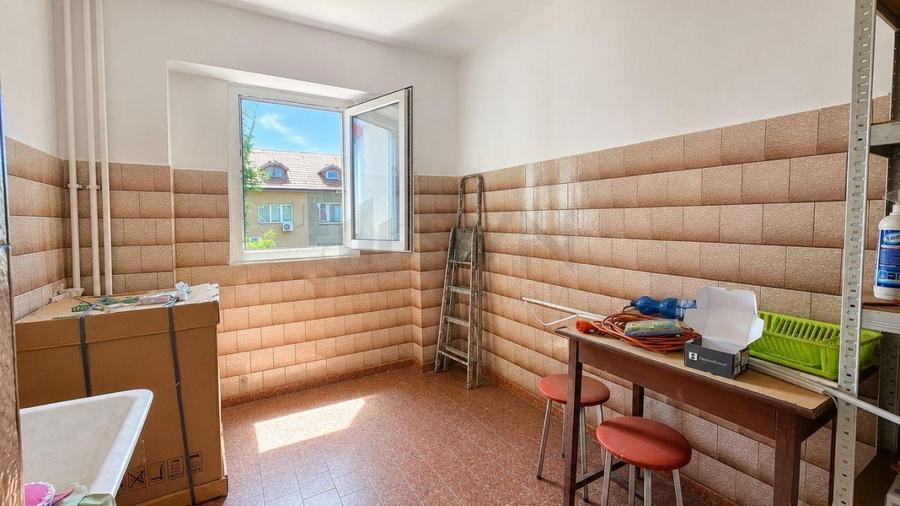 REA1029152 Apartament 3 camere I Lacul Tei I Parcul Circului I De vanzare