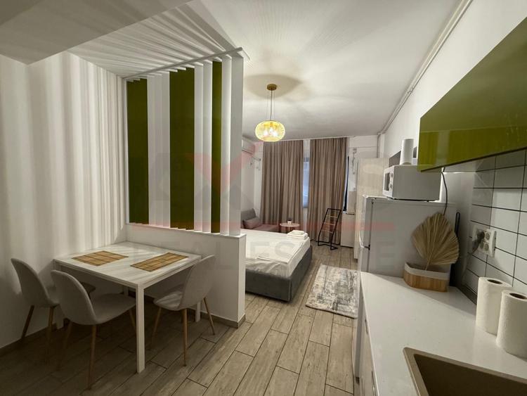Studio | prima linie | Mamaia Sat | Building Stefan
