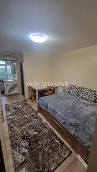PF închiriez garsoniră în zona Galata  - 4